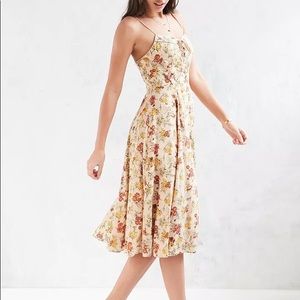 Urban outfitters swingy lace-up floral midi dress